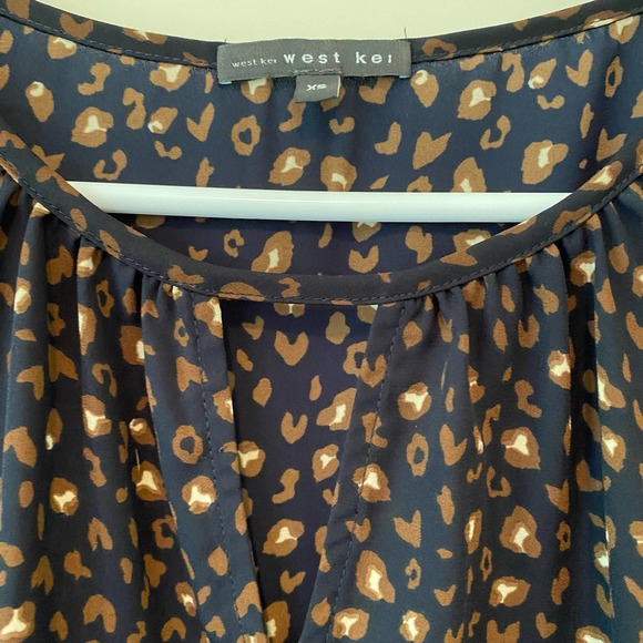 West Kei Navy Blue Blouse Sheer Tie Front Size XS - Picture 2 of 6